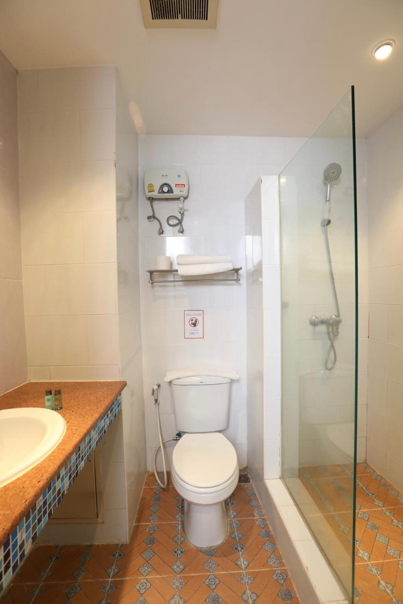Studio F Sukhumvit Bangkok Exterior photo